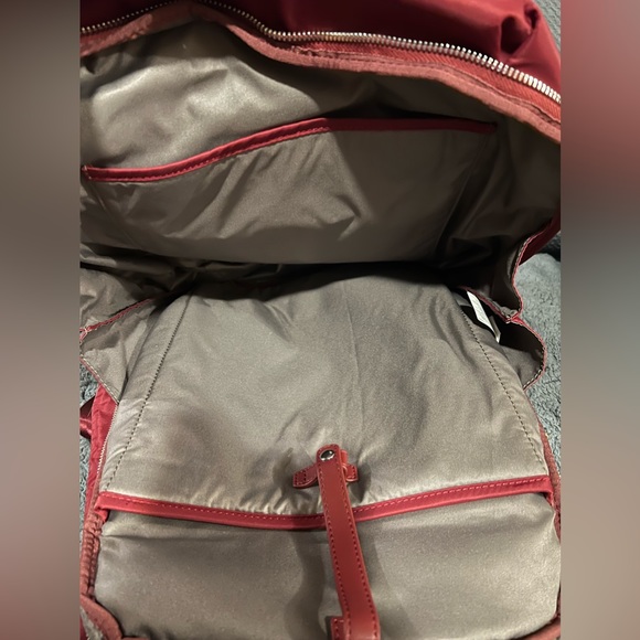 Victorinox backpack laptop case . 14x4x16 Maroon NWOT main image 4